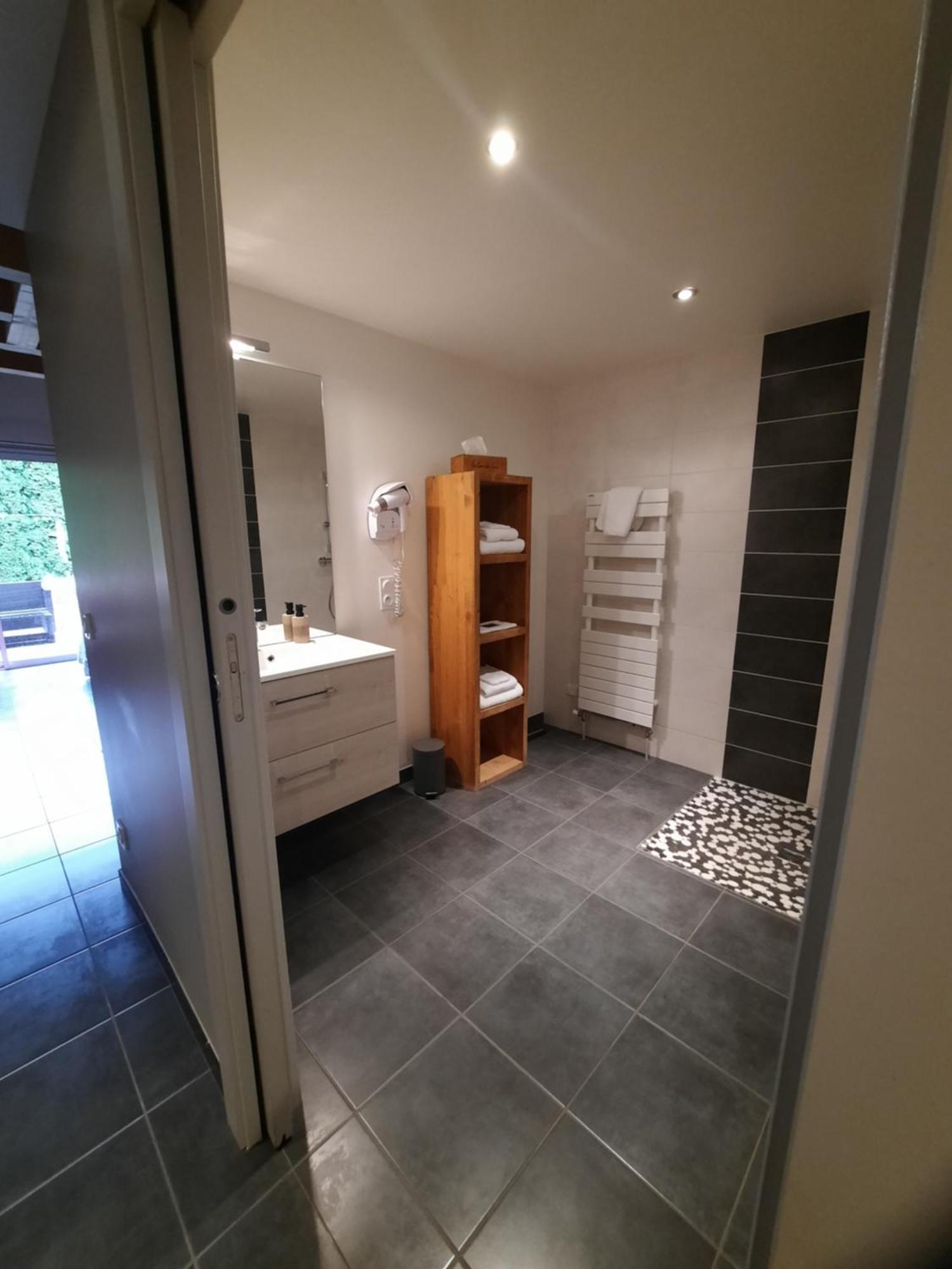 Au Coeur Des Lacs - Chambres D'Hotes Gérardmer Værelse billede